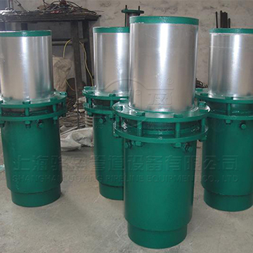 蒸汽管道中的補償器 蒸汽管道中的補償器