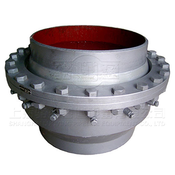 補償器連接管道中的焊接 補償器連接管道中的焊接