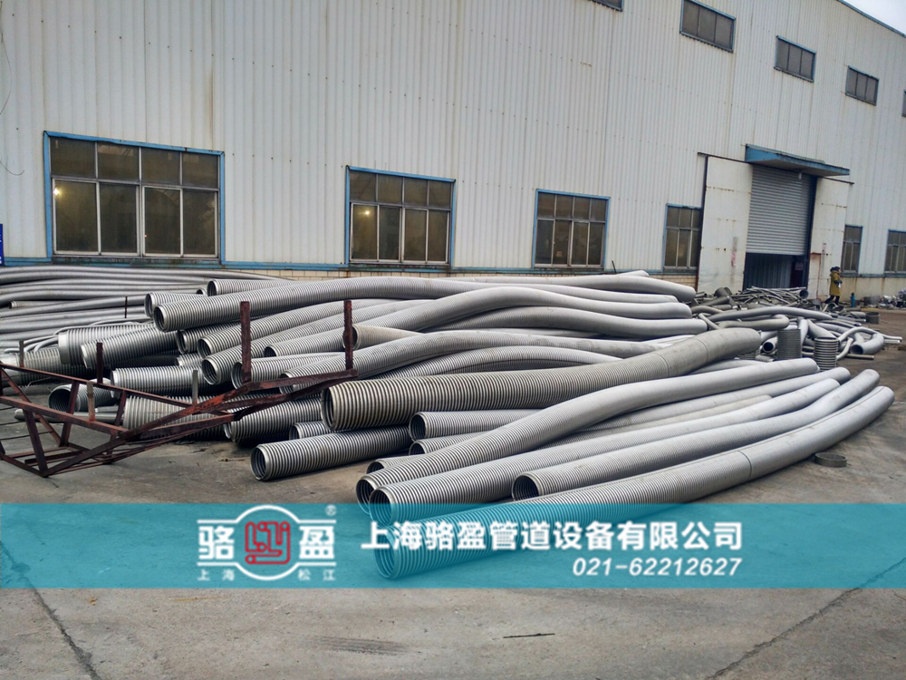 476275.jpg 1212121.jpg