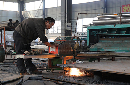 香港九龍長沙灣平衡補償器生產(chǎn)現(xiàn)場