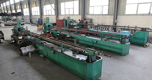 <a href=http://m.0914123.com target=_blank class=infotextkey>波紋補(bǔ)償器</a>生產(chǎn)現(xiàn)場